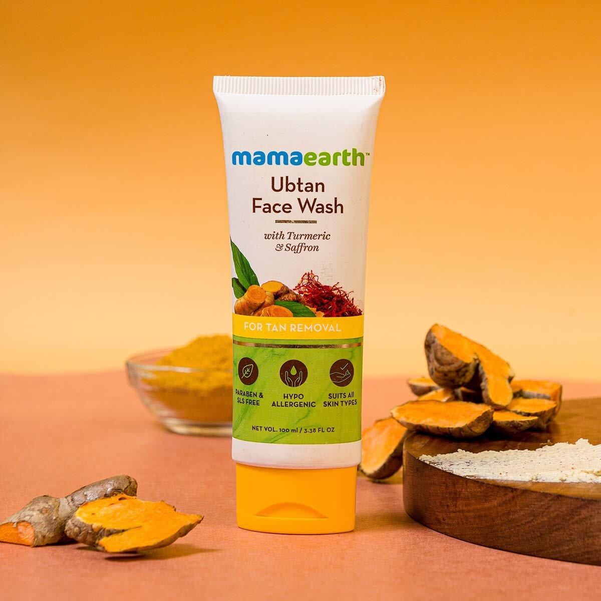 Mamaearth Ubtan Natural Face Wash for All Skin Type Turmeric & Saffron 100 ml