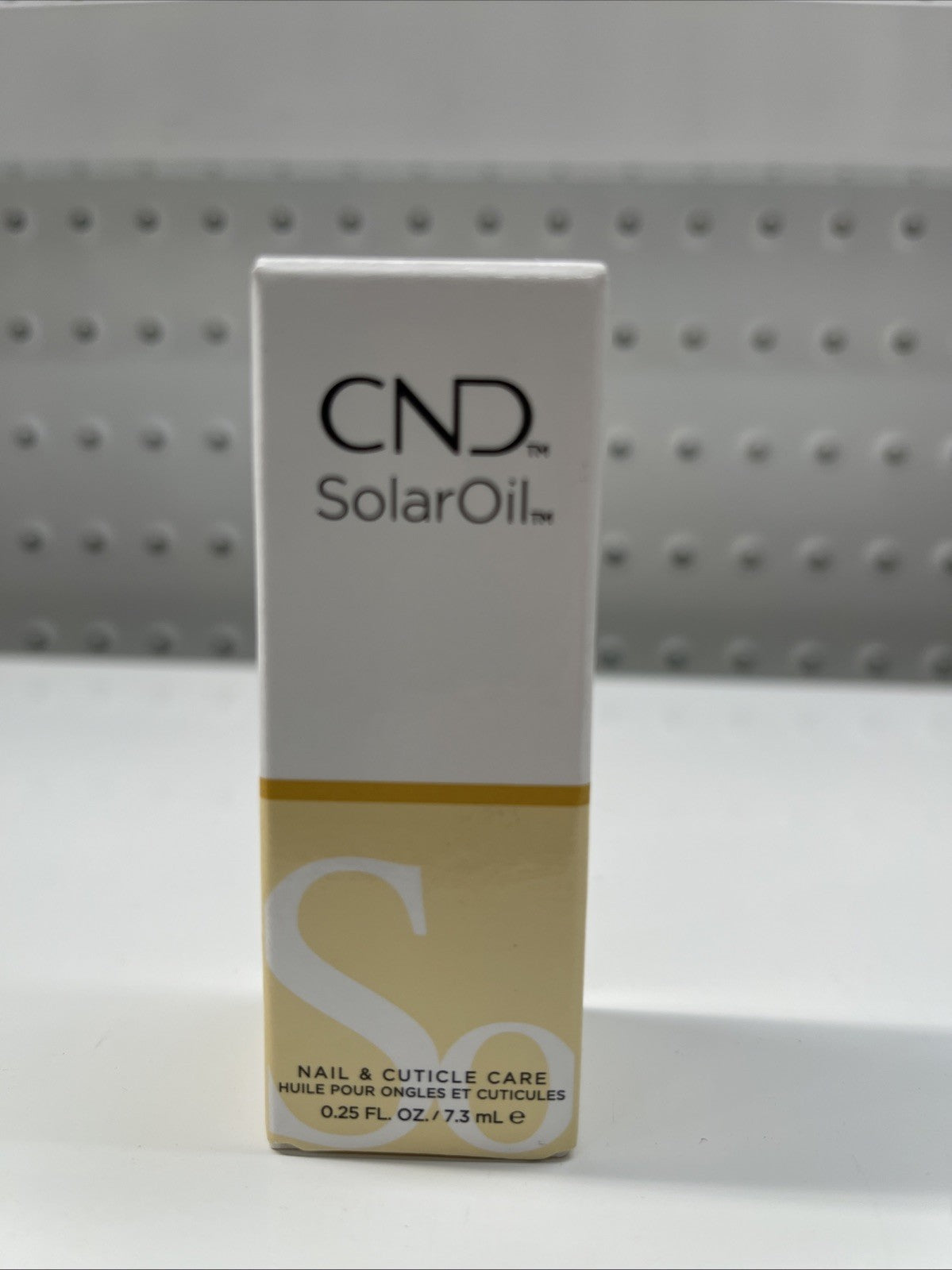 CND ESSENTIALS. Nail And Cuticle Care Solar Oil 7.3ml. Free Shipping